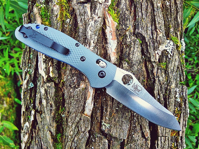Нож Benchmade BM550-1 Griptilian