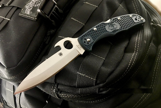 Складной нож Spyderco Endura 4 C10PGYW EMERSON