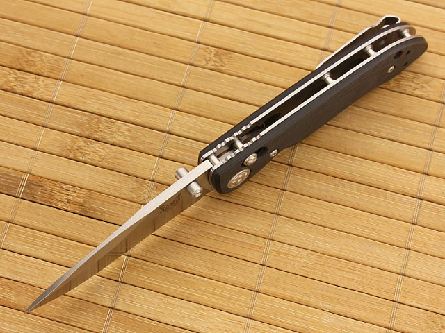 Нож Benchmade BM698 Foray