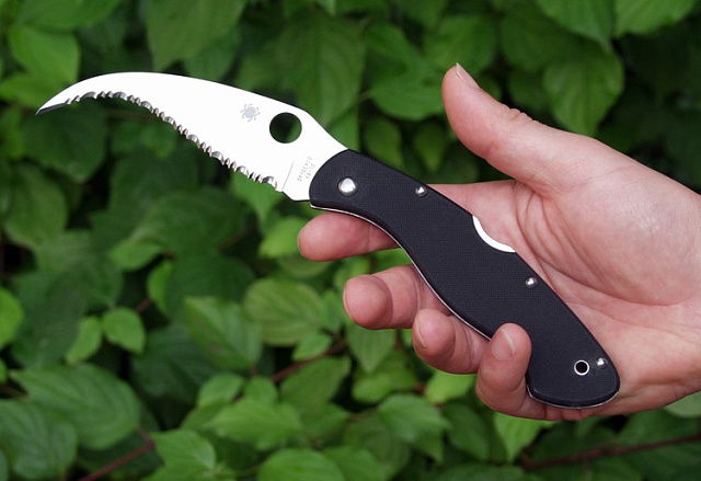 Складной нож Spyderco Civilian 12GS.