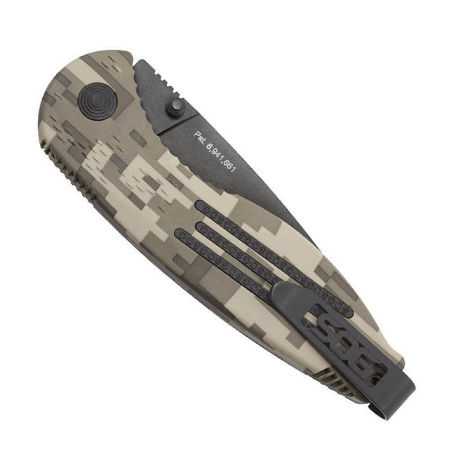 Нож SOG Aegis Digi Camo AE-06 (сталь AUS-8)