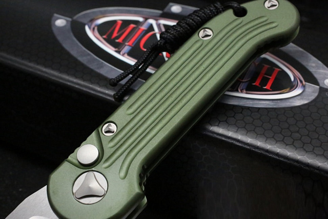 Нож Microtech LUDT 135-4OD c автоматическим открытием клинка.