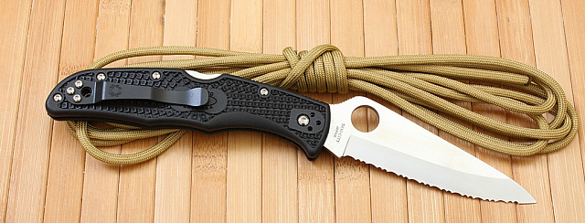 Складной нож Spyderco ENDURA 4 FRN C10SBK
